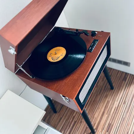 Apartment S Terasou Jako Doma I Mimo Domov